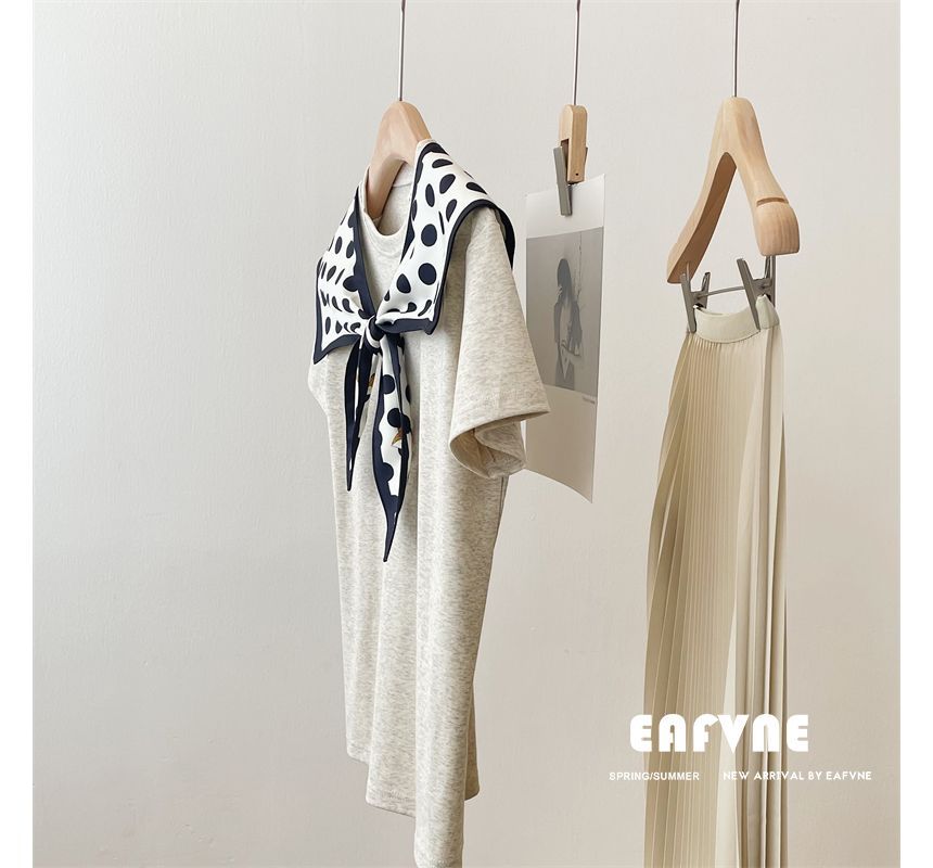 Decorative Print Collar