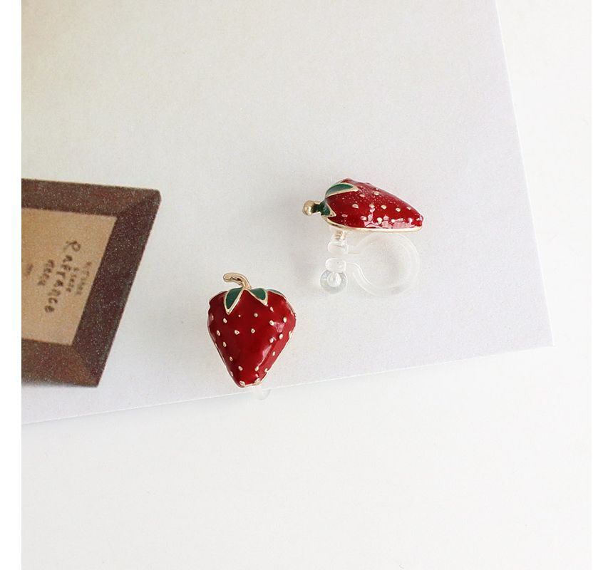 Alloy Strawberry Earring