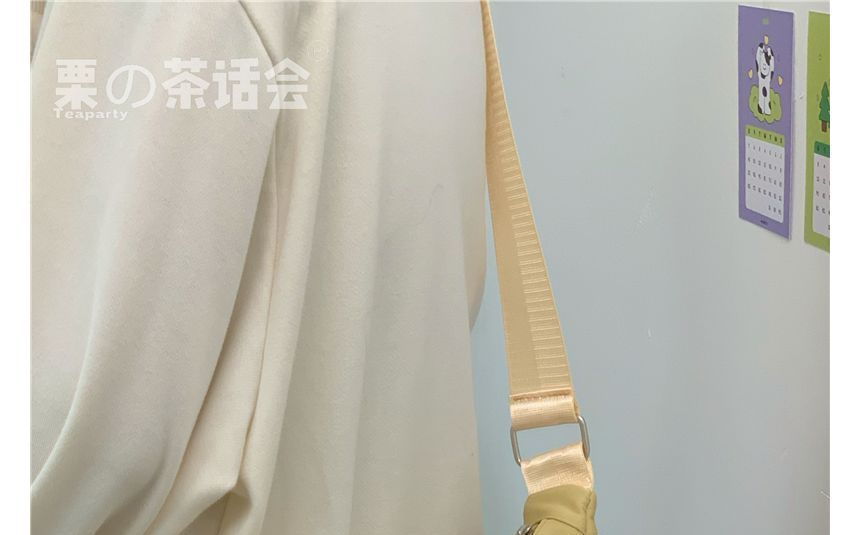 Lightweight Plain Zip Belt Bag