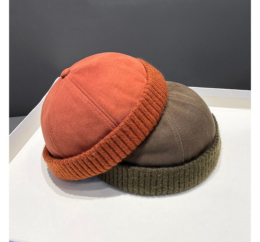 Docker Hat Plain