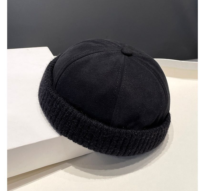 Docker Hat Plain