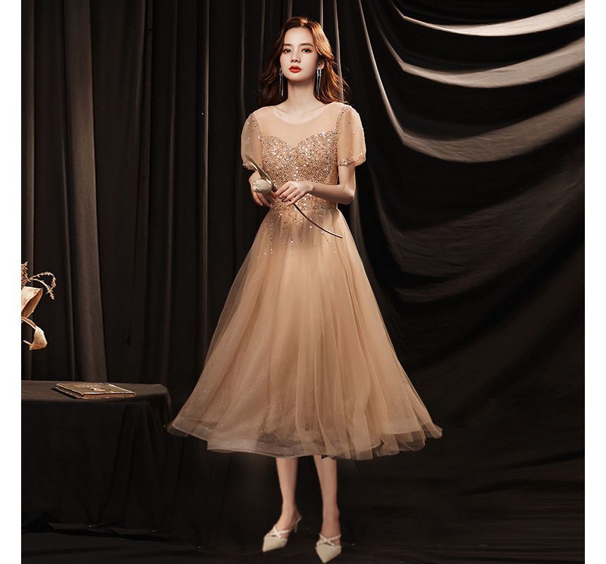 Short-Sleeve Mesh Evening Round A-Line Sequin Gown / Neck Cocktail Dress