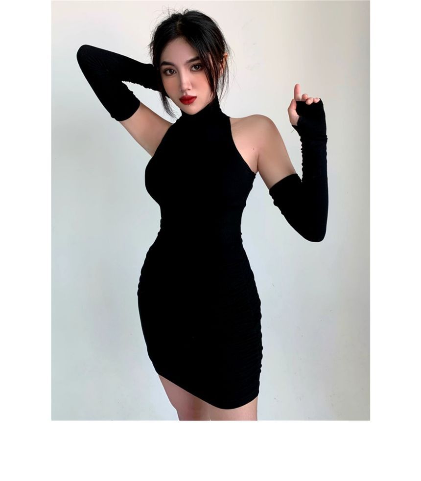 Sleeveless Arm Mini Sleeves Dress With Plain Turtleneck