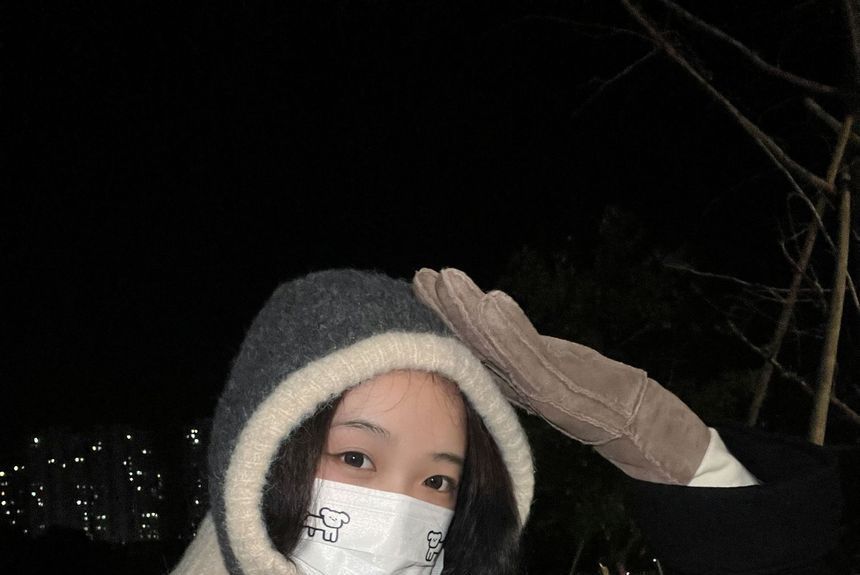 Hat Knit Two-Tone Balaclava