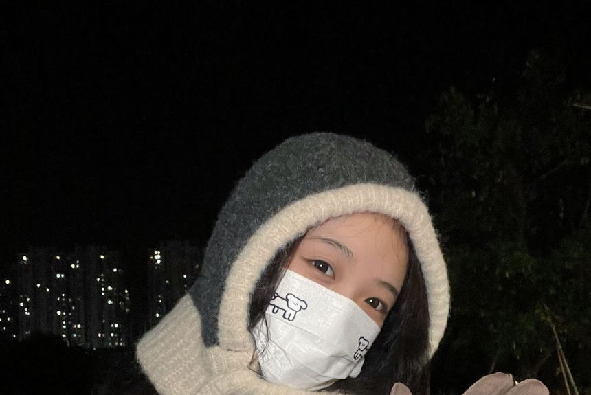 Hat Knit Two-Tone Balaclava