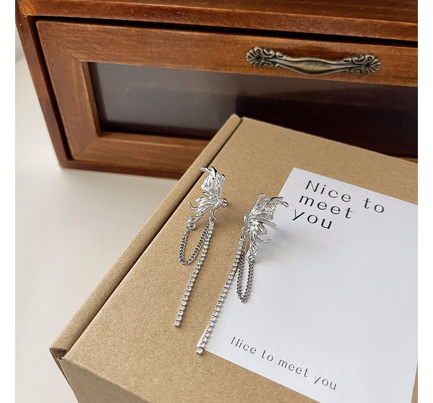 Ear Chained Cuff Butterfly