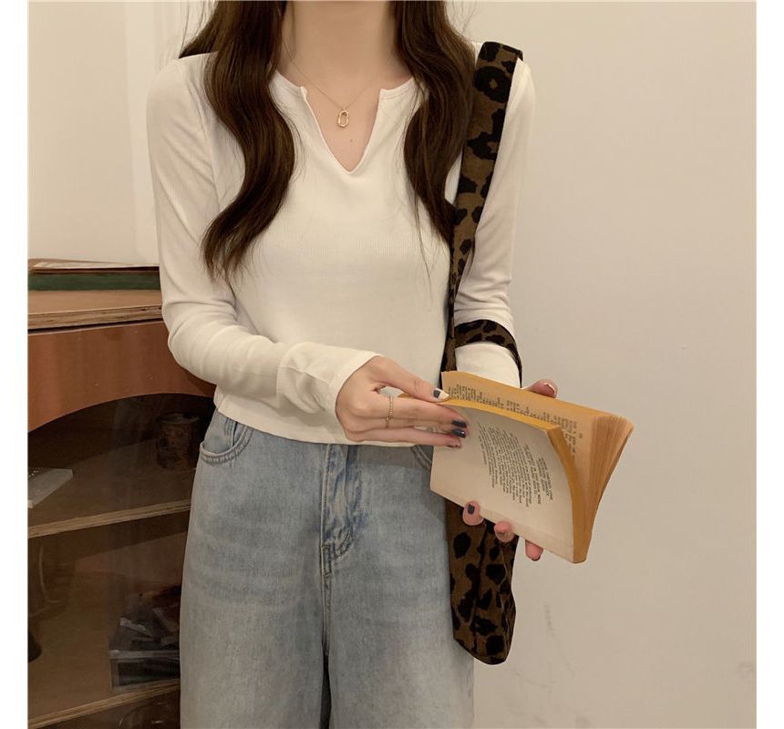 Neck Notch Plain Long-Sleeve T-Shirt