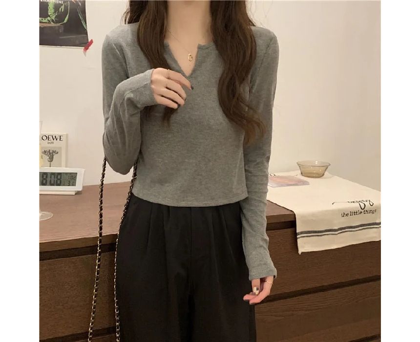 Neck Notch Plain Long-Sleeve T-Shirt