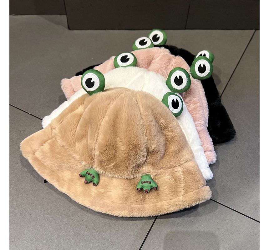 Frog Bucket Chenille Hat