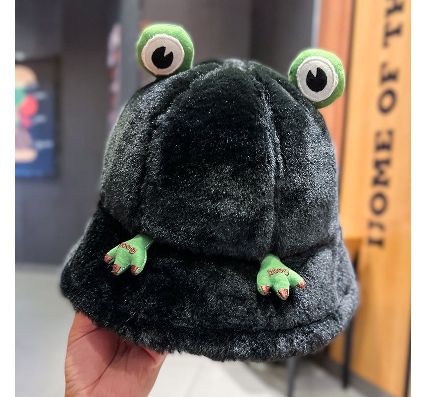 Frog Bucket Chenille Hat