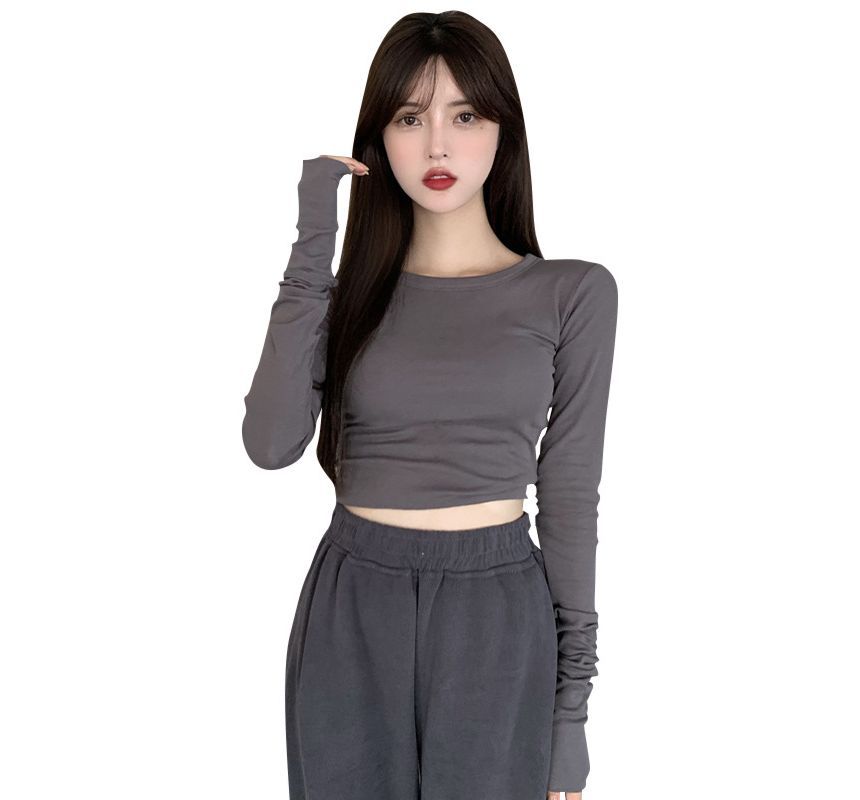 Plain Slim Round Crop Tee Long-Sleeve Neck Fit