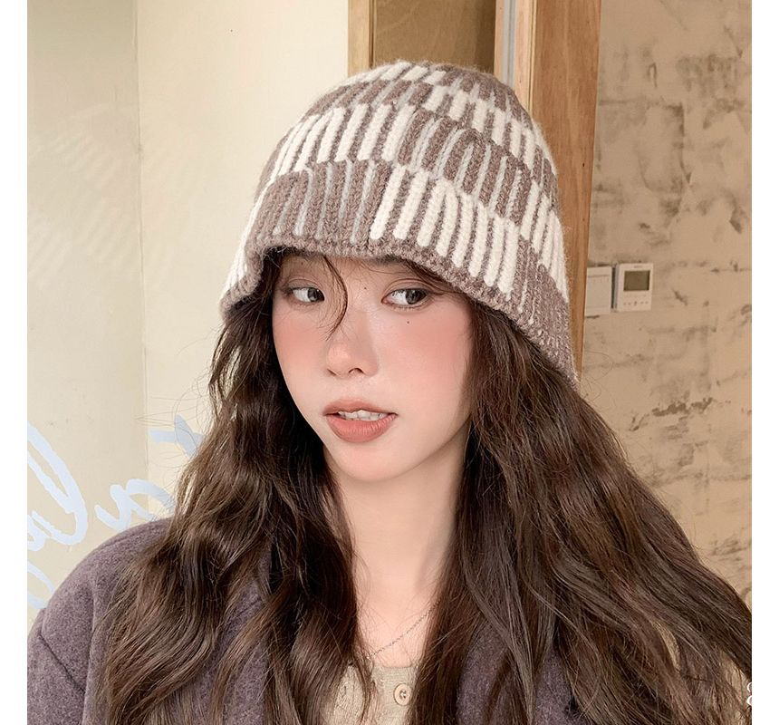 Bucket Knit Hat Striped