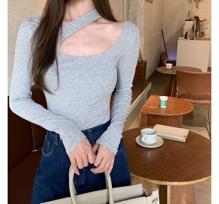 Cutout Asymmetrical Neck Long-Sleeve Plain T-Shirt