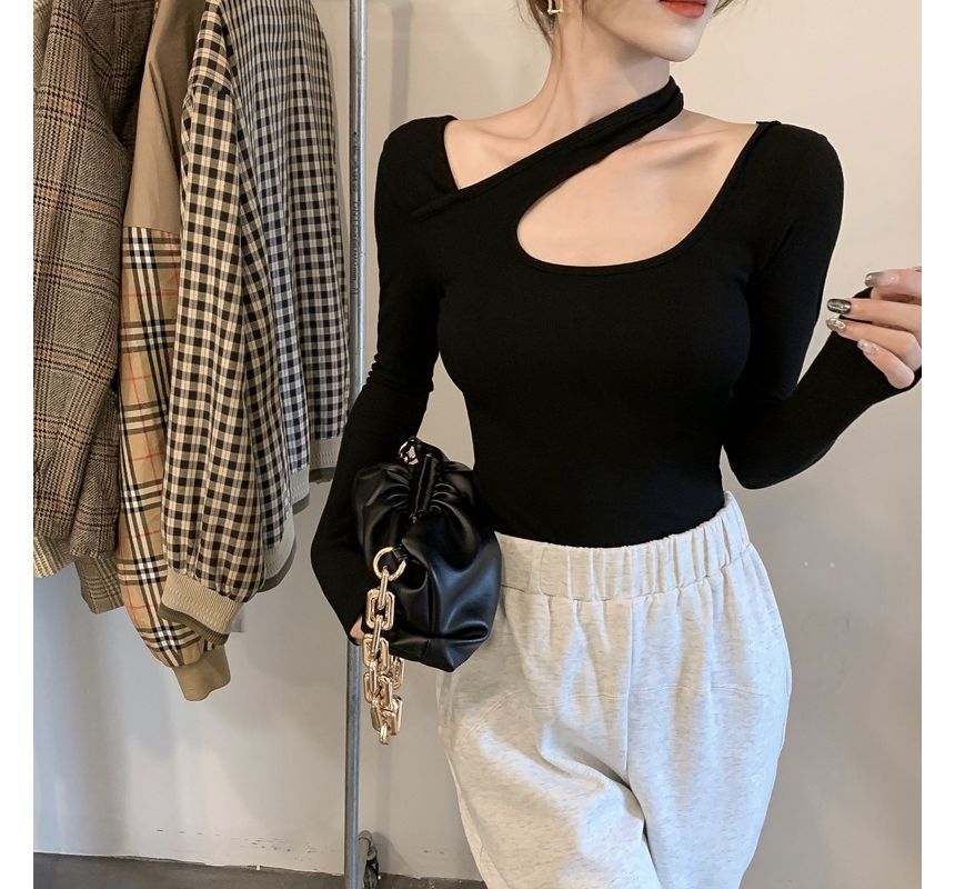 Cutout Asymmetrical Neck Long-Sleeve Plain T-Shirt