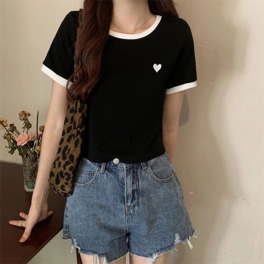 Neck Round Short-Sleeve Trim Tee Contrast Heart