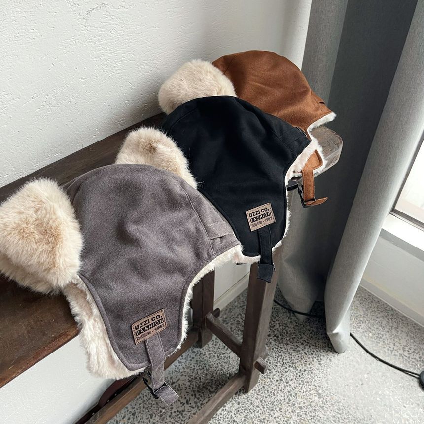 Fleece-Lined Hat Trapper