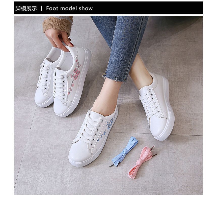 Floral Lace-Up Embroidered Sneakers