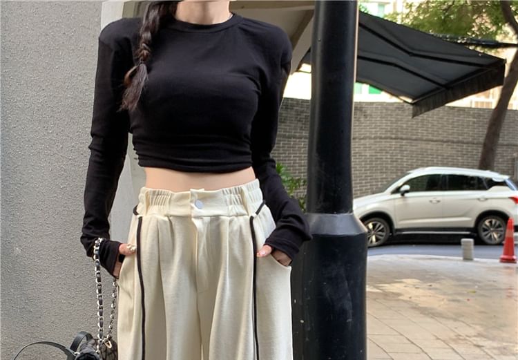 Striped Plain Crop Leg Drawstring Cutout Tee Neck Waist / Long-Sleeve Round Wide Sweatpants
