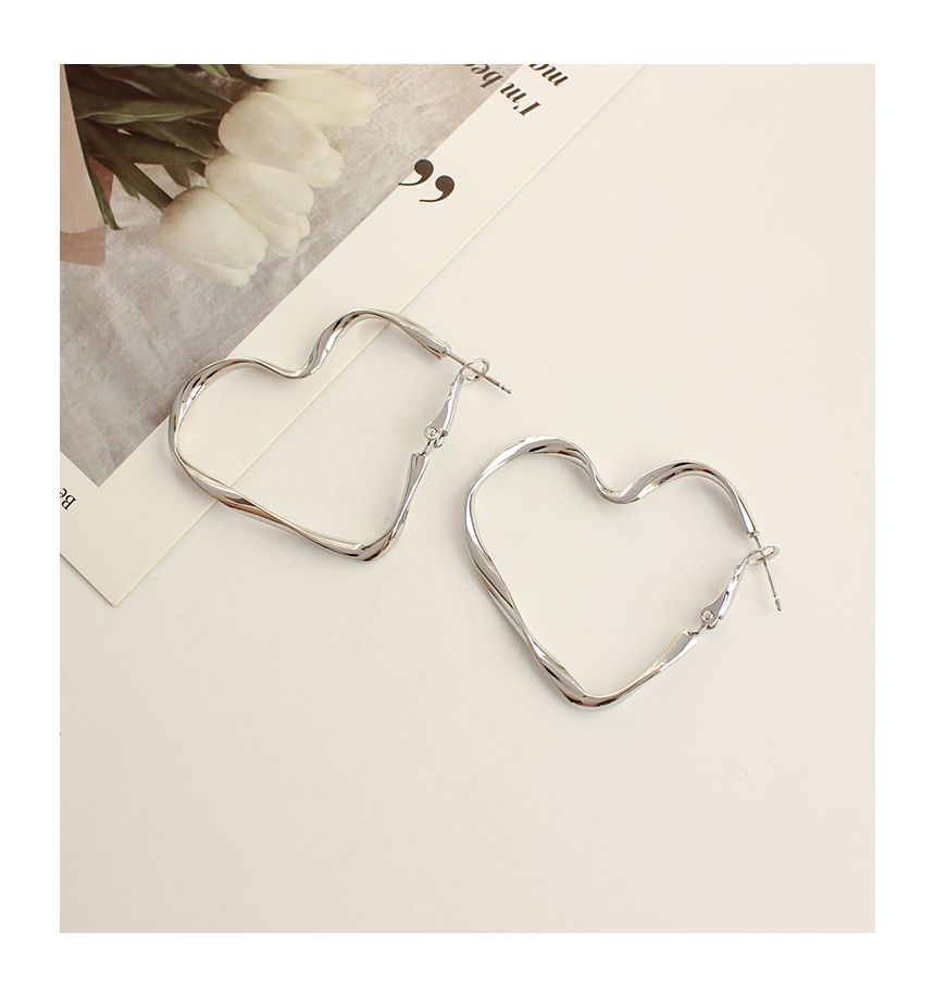 Hoop Clip-On Earring Heart /