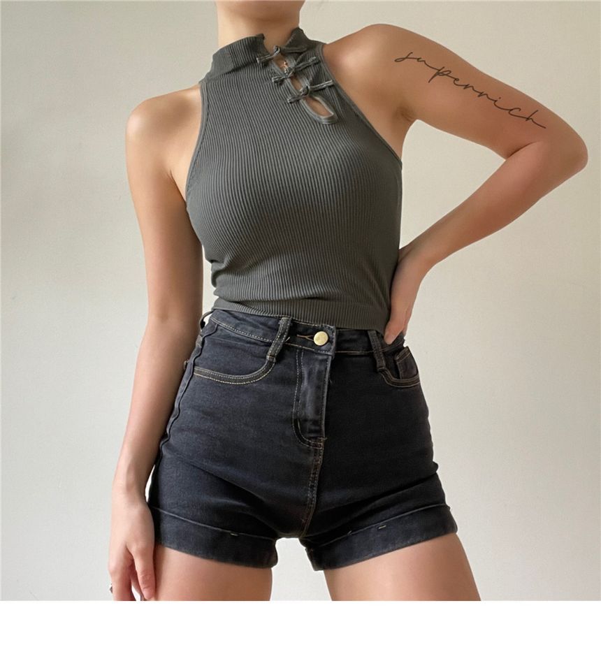 Button Padded Top Crop Tank Plain Frog