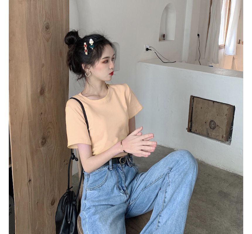 Short-Sleeve Neck Crew Tee Plain