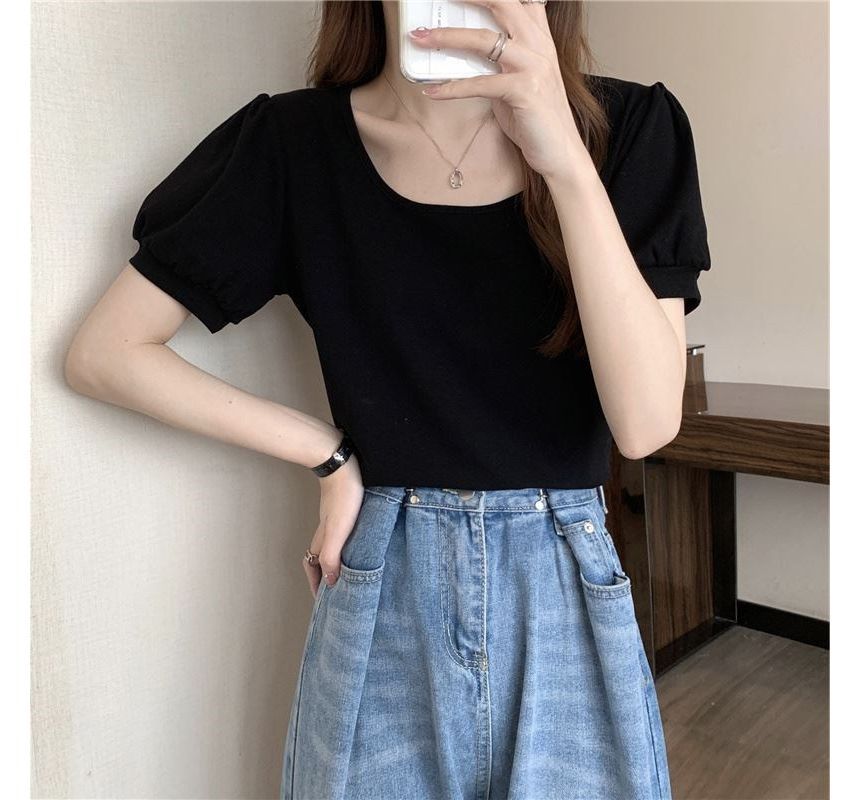 Neck Scoop Plain Puff-Sleeve T-Shirt
