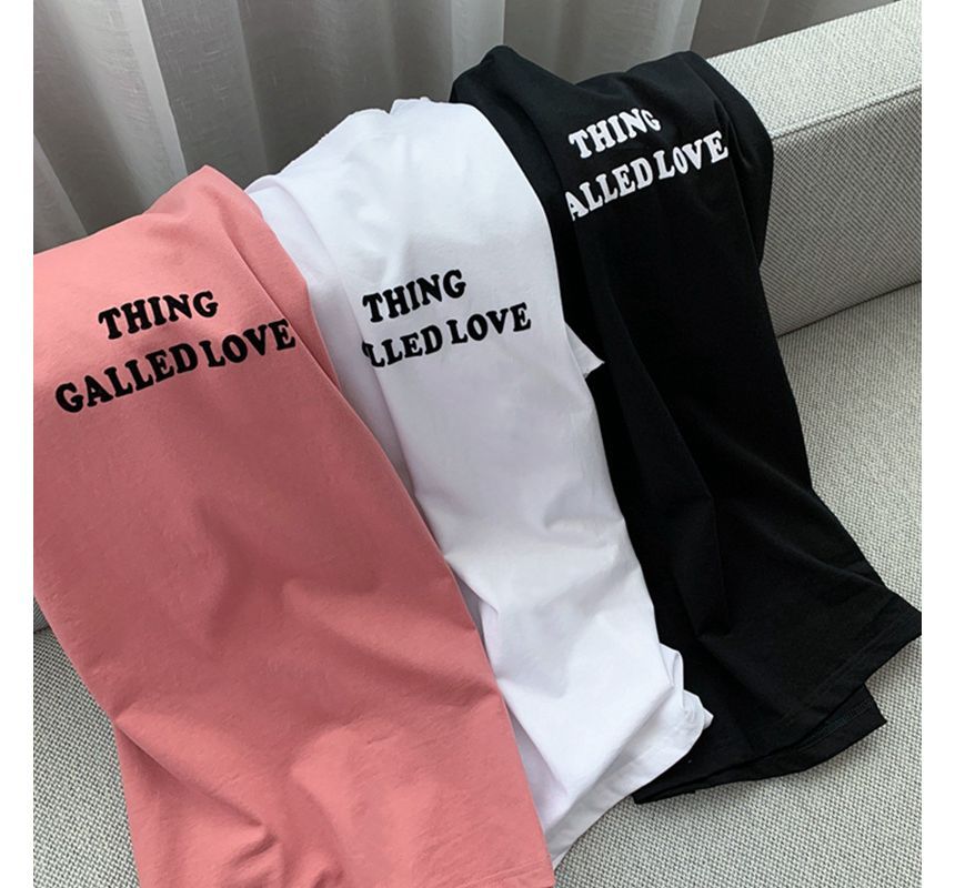 Short-Sleeve Tee Neck Lettering Round