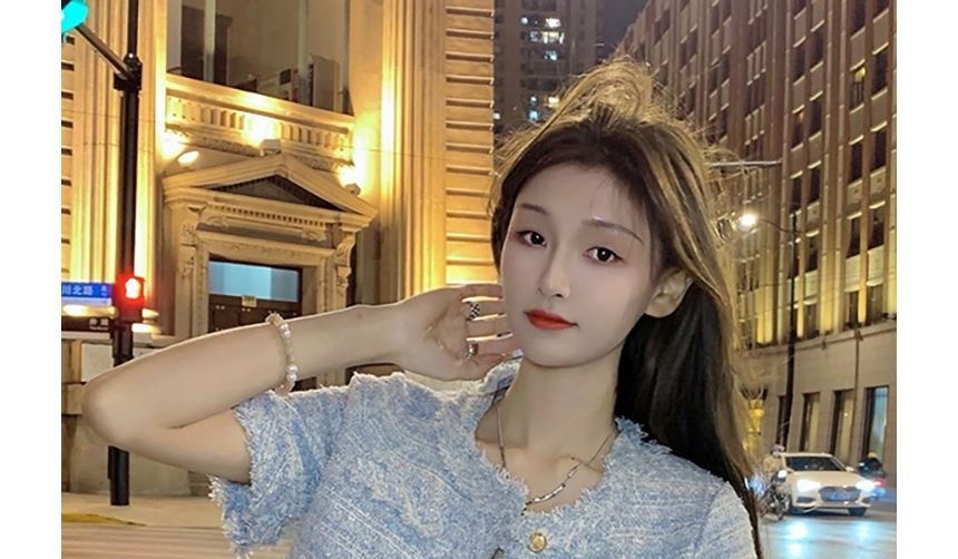 Short-Sleeve Crew Neck Tweed Button Jacket