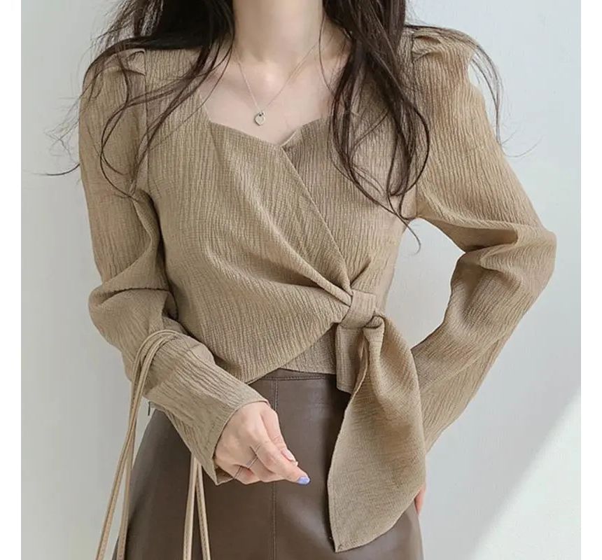 Sweetheart-Neckline Blouse Tie-Side Plain Puff-Sleeve