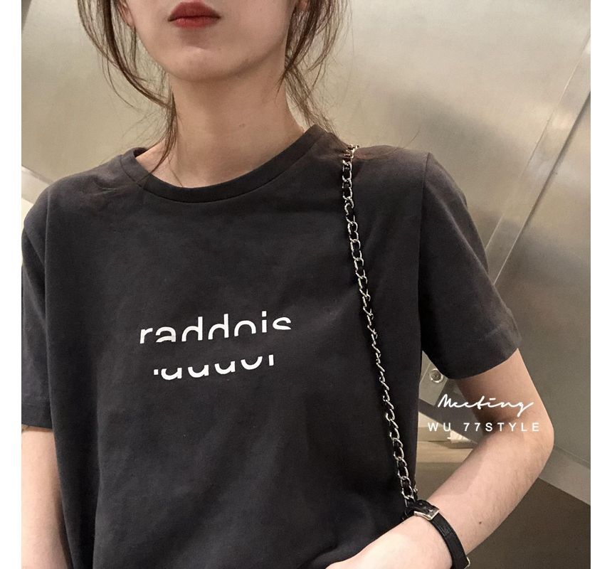 Crew Neck Short-Sleeve T-Shirt Lettering