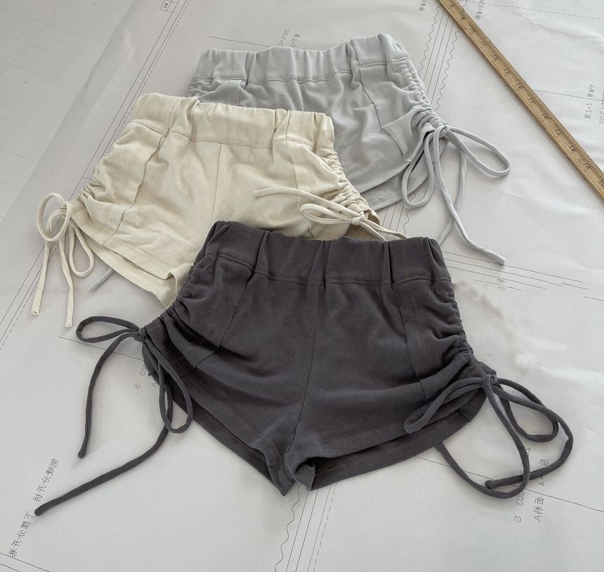 Hot Pants Plain Rise Mid