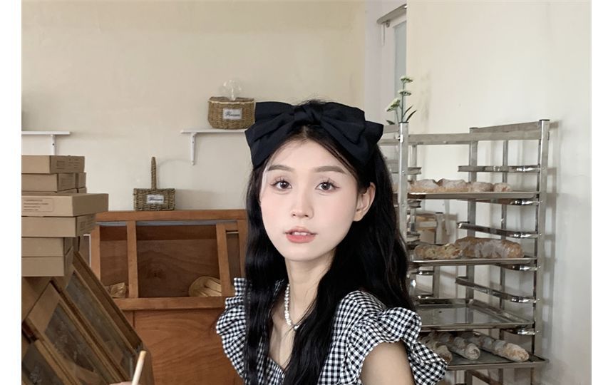 Blouse Gingham Ruffle Sleeveless