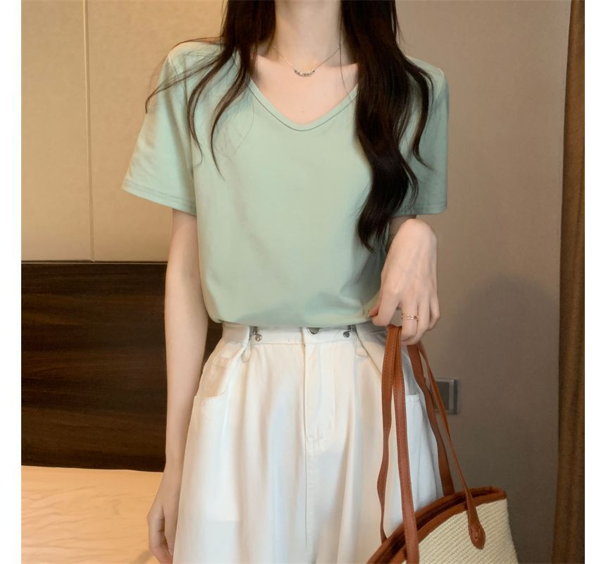 Plain V-Neck Short-Sleeve T-Shirt