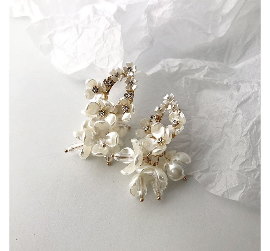 Faux Floral Fringed Alloy Earring Pearl