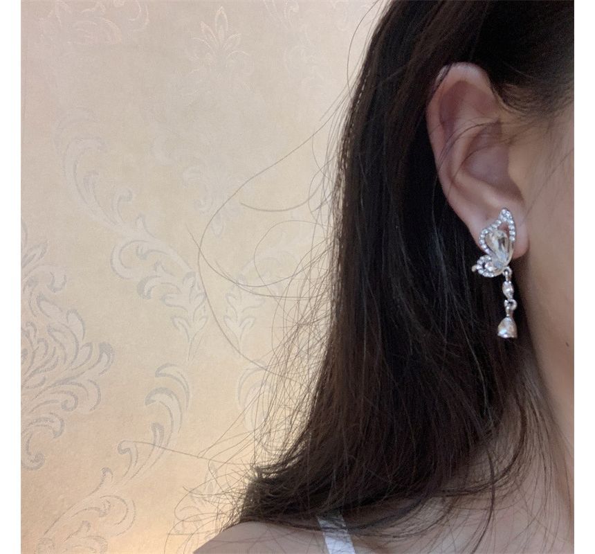 Dangle Butterfly Asymmetrical Alloy Earring