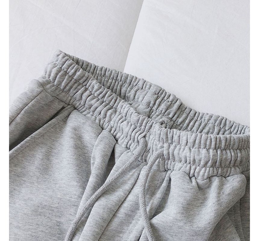 Shorts High Applique Label Plain Waist