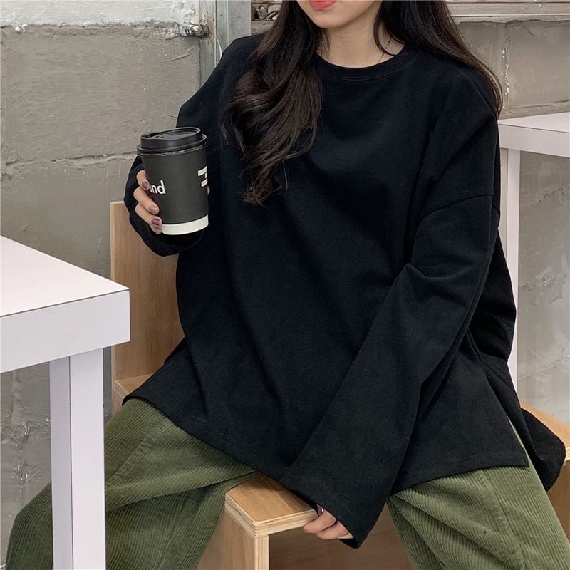 Long-Sleeve Oversized Neck Plain Round Slit T-Shirt