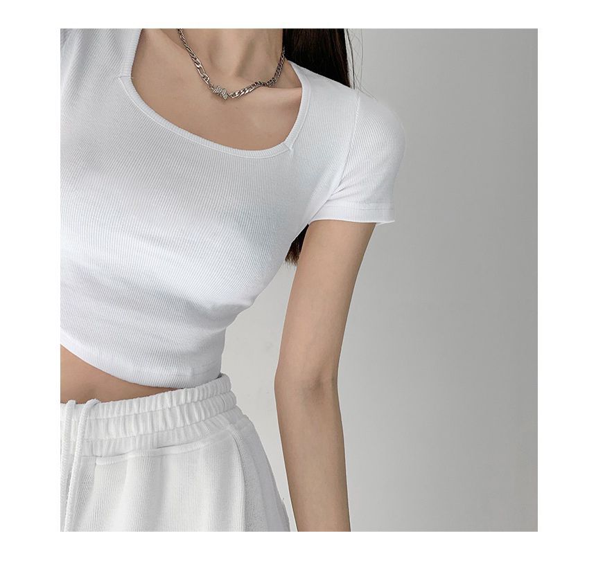 Short-Sleeve Asymmetrical Plain Square Neck Cropped T-Shirt