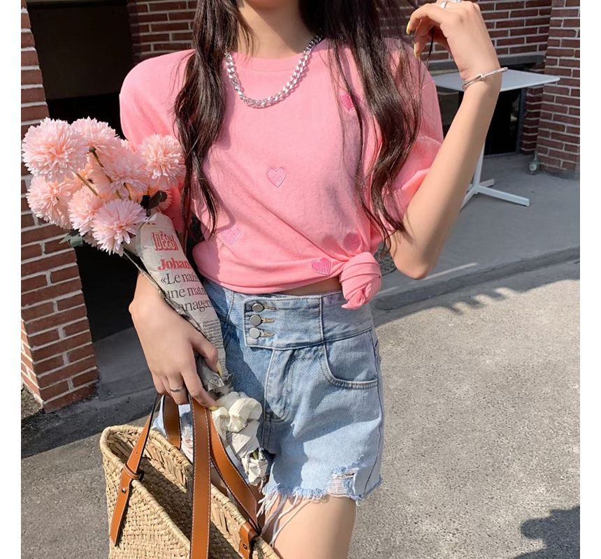 Heart Neck Short-Sleeve Tee Round Embroidered