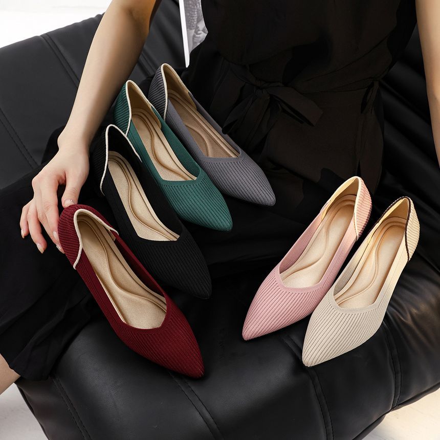 Pointed Flats Ribbed