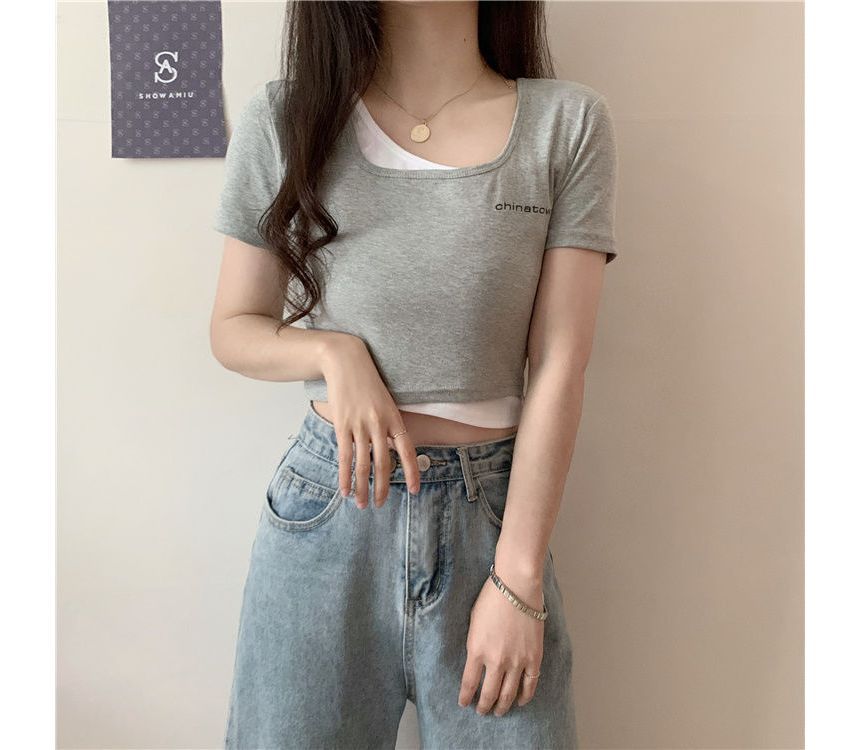 Lettering Two-Piece Short-Sleeve T-Shirt Crop Mock