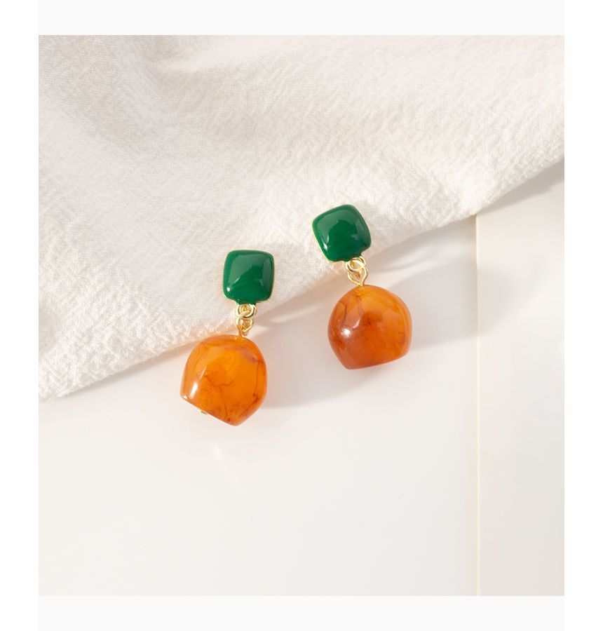 Earring Drop / On Geometric Clip