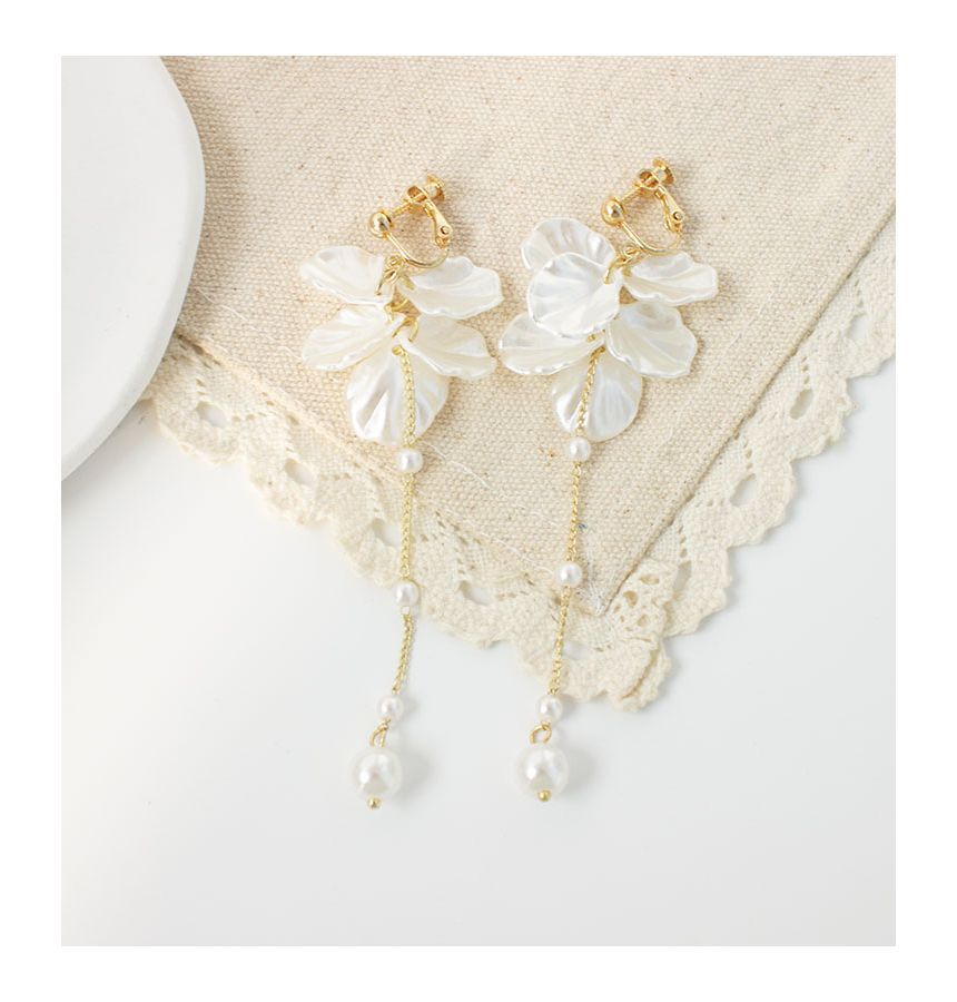 On Earring Petal Drop Faux / Pearl Clip