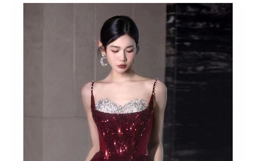 Slit Evening Mesh Spaghetti Sequin Tone Two A-Line Strap Panel