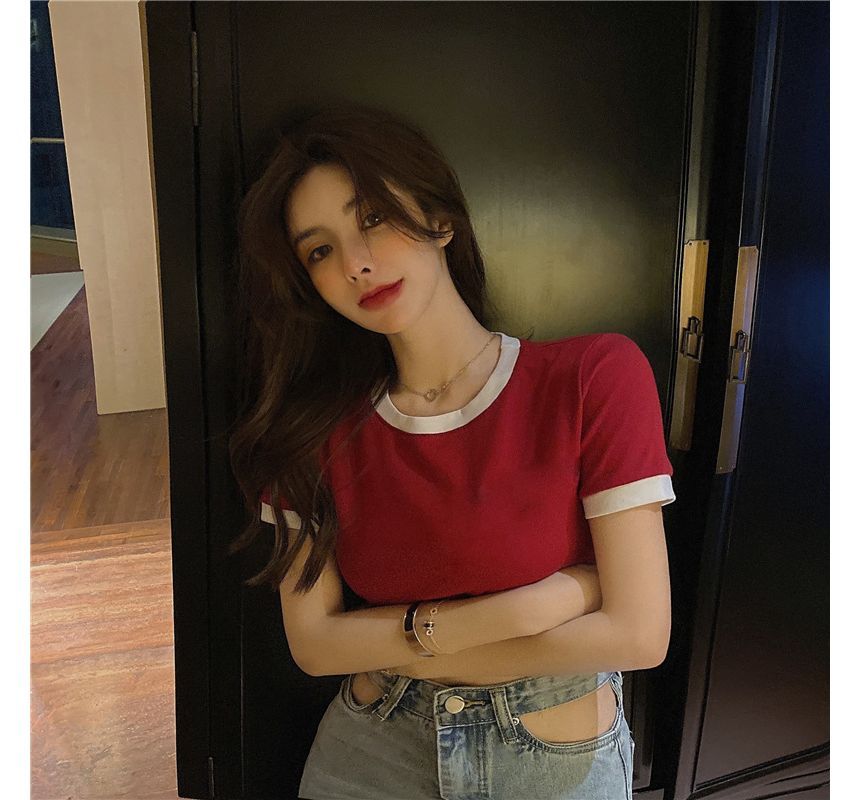 Trim Neck Short-Sleeve Crew Cropped Plain Contrast Tee