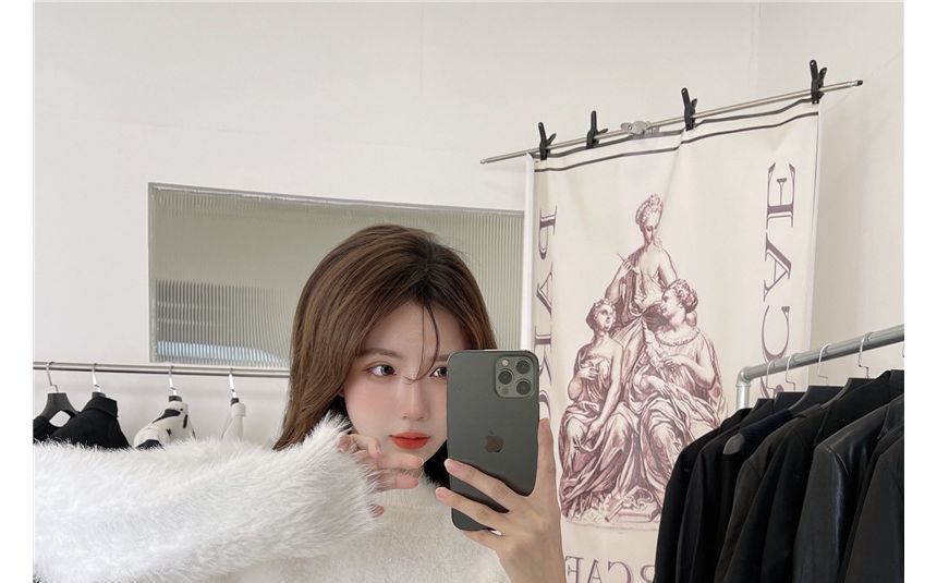 Plain Neck Sweater Round Cropped