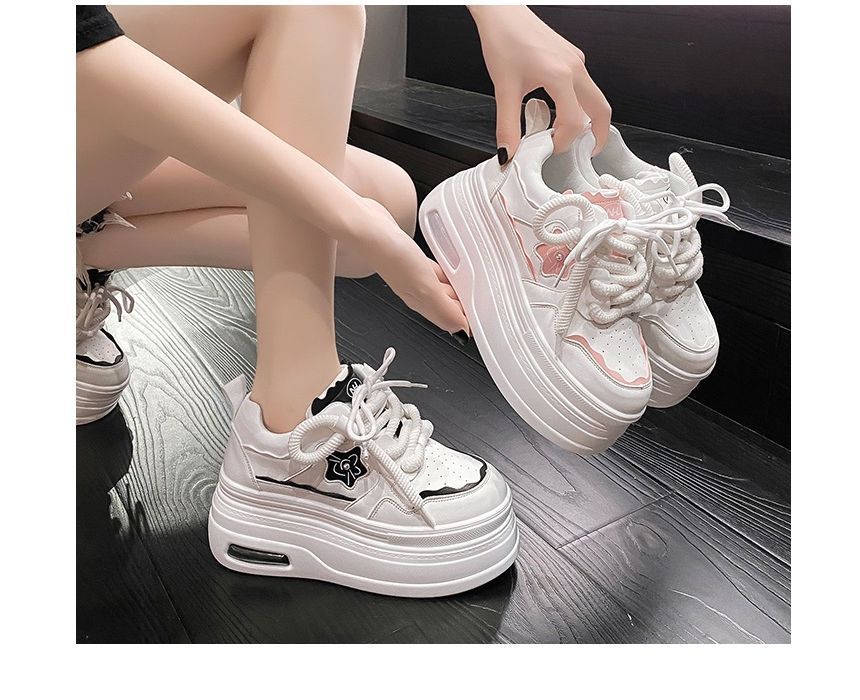 Floral Sneakers Platform Accent