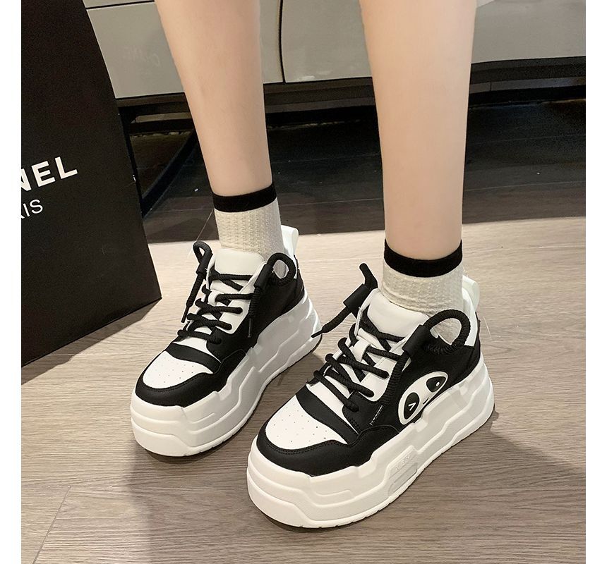 Lace-Up Applique Sneakers Platform Panda