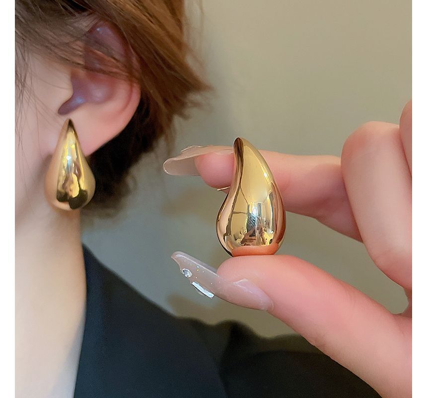 Stud Ear Waterdrop Necklace /