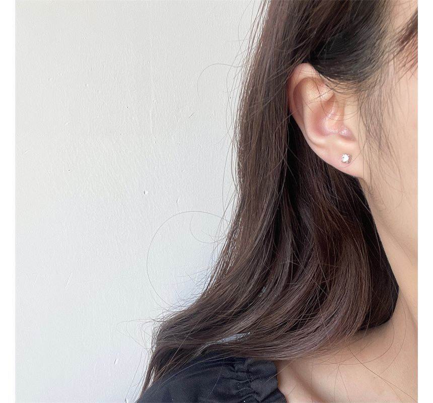 6: Ear Rhinestone Set of Stud